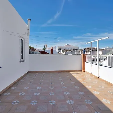 Apartment Con Jacuzzi Y Parking En San Pedro - Del Valle 72 2 *