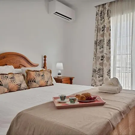 Con Jacuzzi Y Parking En San Pedro - Del Valle 72 2