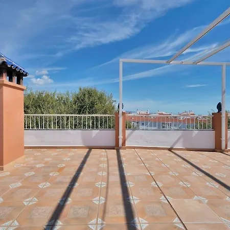 Con Jacuzzi Y Parking En San Pedro - Del Valle 72 2