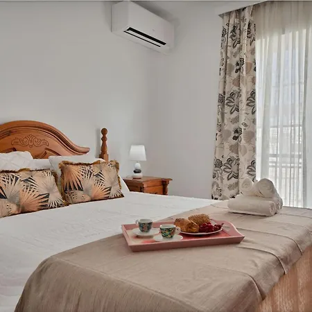 Con Jacuzzi Y Parking En San Pedro - Del Valle 72 2 * Marbellac