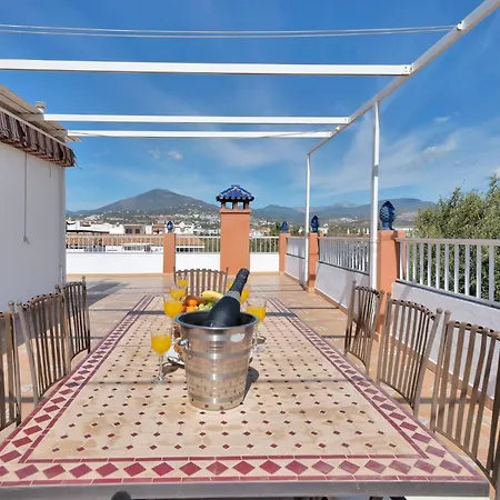 Con Jacuzzi Y Parking En San Pedro - Del Valle 72 2 Apartament