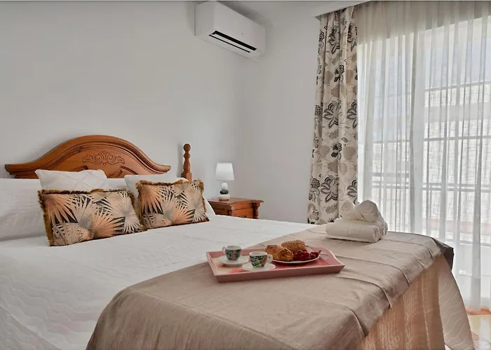 Con Jacuzzi Y Parking En San Pedro - Del Valle 72 2 * Marbellac