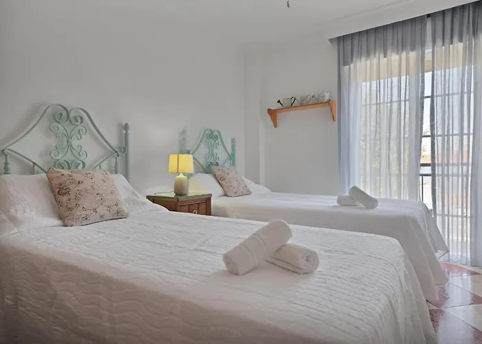 Con Jacuzzi Y Parking En San Pedro - Del Valle 72 2 Marbella