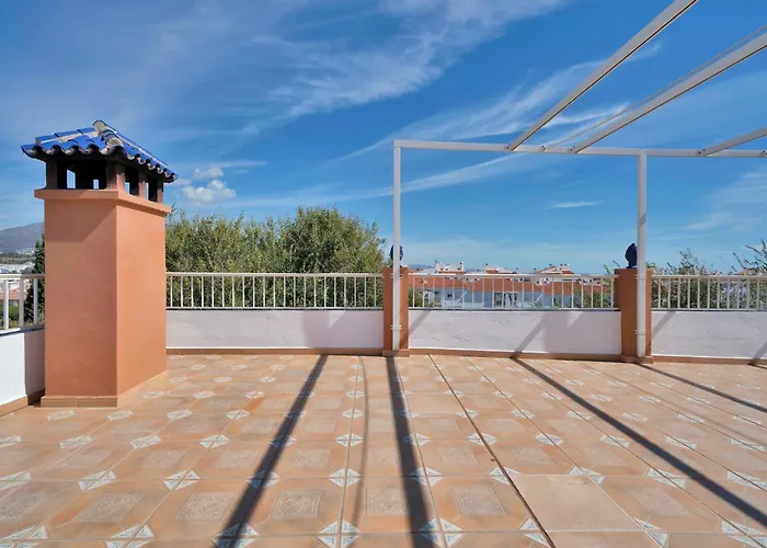 Con Jacuzzi Y Parking En San Pedro - Del Valle 72 2 * Marbella