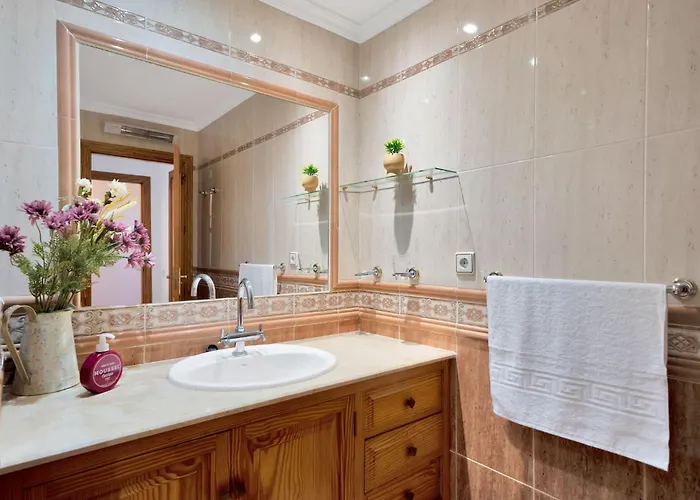 Con Jacuzzi Y Parking En San Pedro - Del Valle 72 2 Marbella